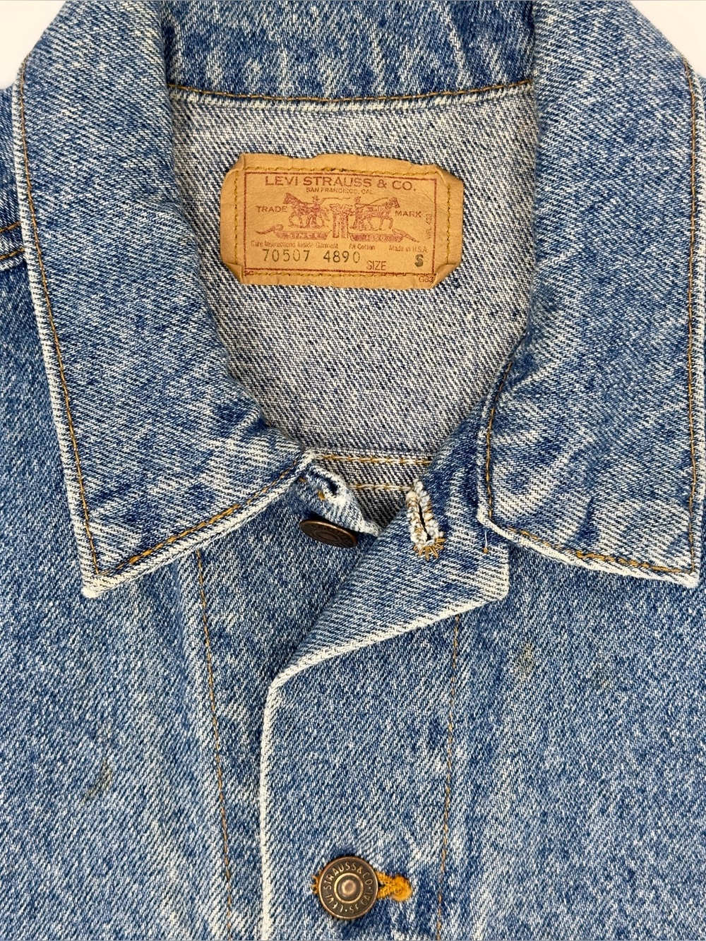 Vintage 80s Levi’s 70507 Denim Trucker Jacket Shoot Alaska Film Logo Small - Picture 11 of 14